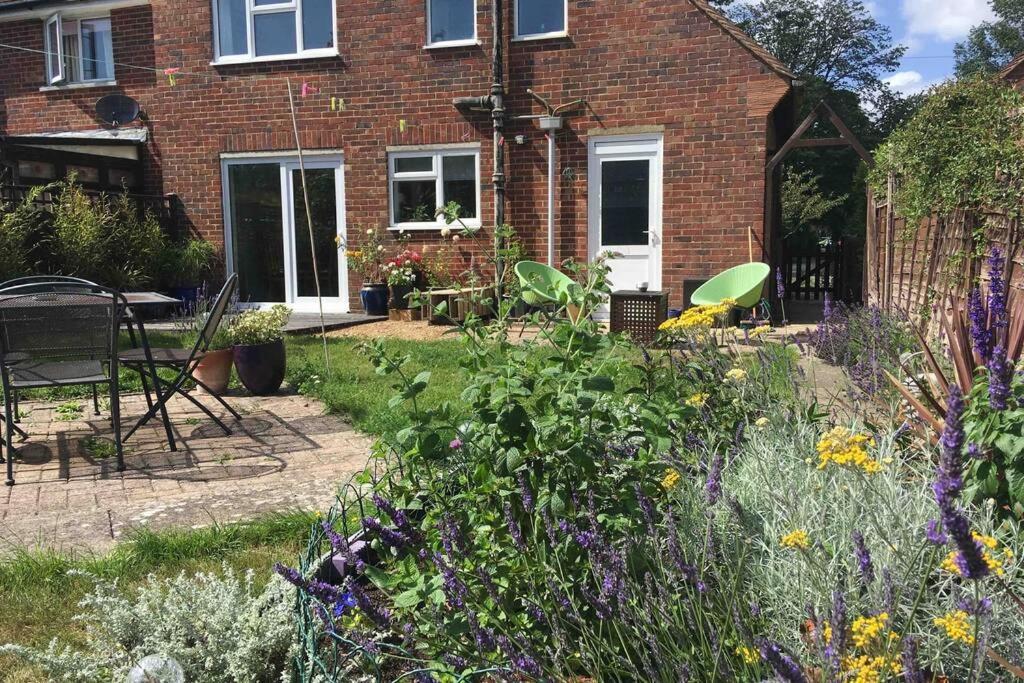 House Near Goodwood Chichester Arundel South Downs Villa Tangmere Exterior foto